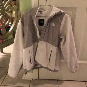 Women’s North Face white fleecy hooded jacket